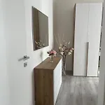 Residenza Il Melograno Fiera Apartament *