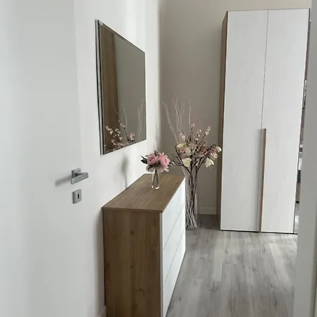 Residenza Il Melograno Fiera דירה *