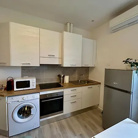 Residenza Il Melograno Fiera Apartament