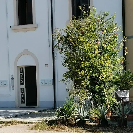 Residenza Il Melograno Fiera アパート *